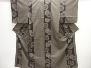 源氏車模様織り出し本場泥大島紬着物(7マルキ)